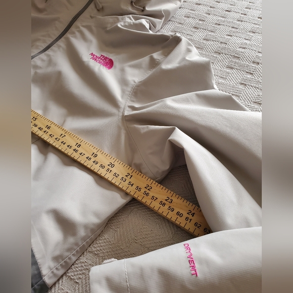 The North Face Dry Vent "Triclimate" Jacket - Picture 9 of 11